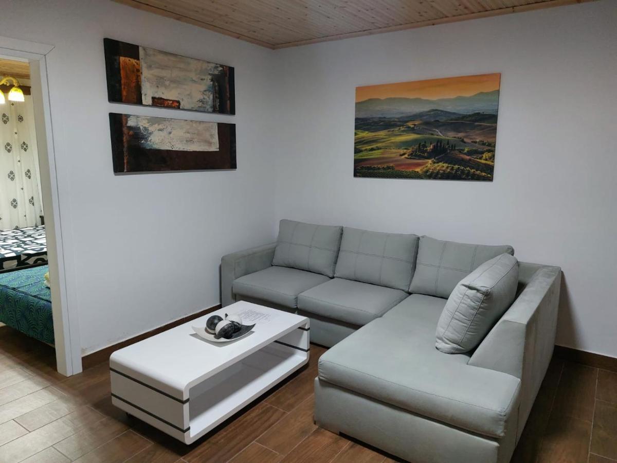Herta Apartment Berat Kültér fotó